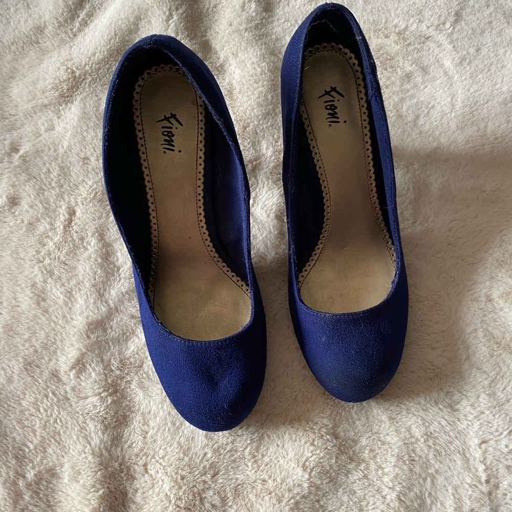 Blue Suede Pumps